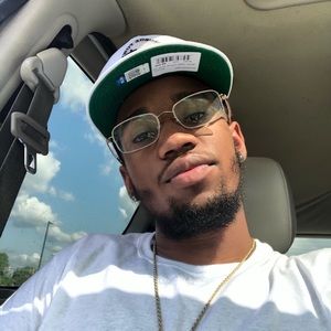 Meet your Posher, Mitchell